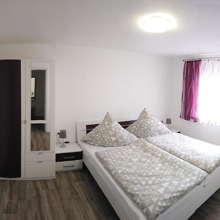 Haus Waldidyll Apartment Lauta ภายนอก รูปภาพ