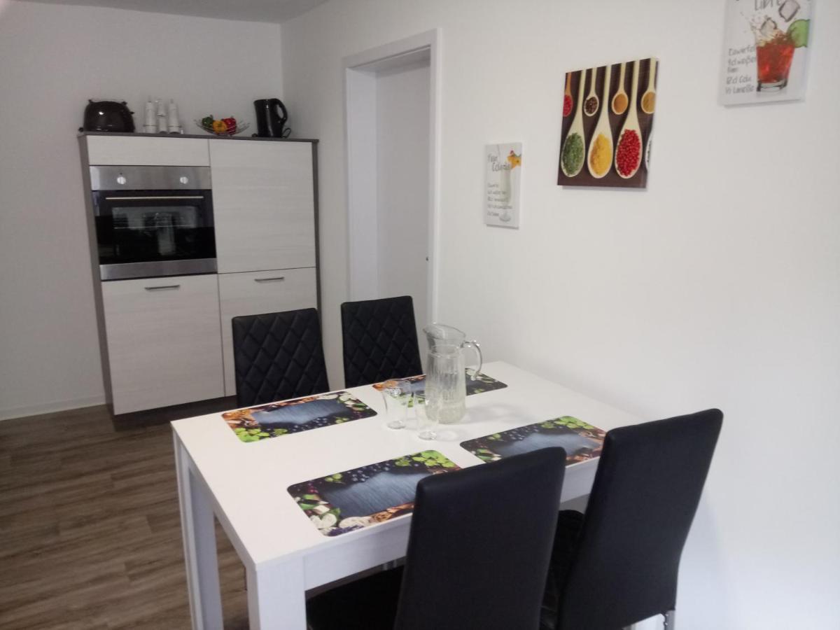 Haus Waldidyll Apartment Lauta ภายนอก รูปภาพ