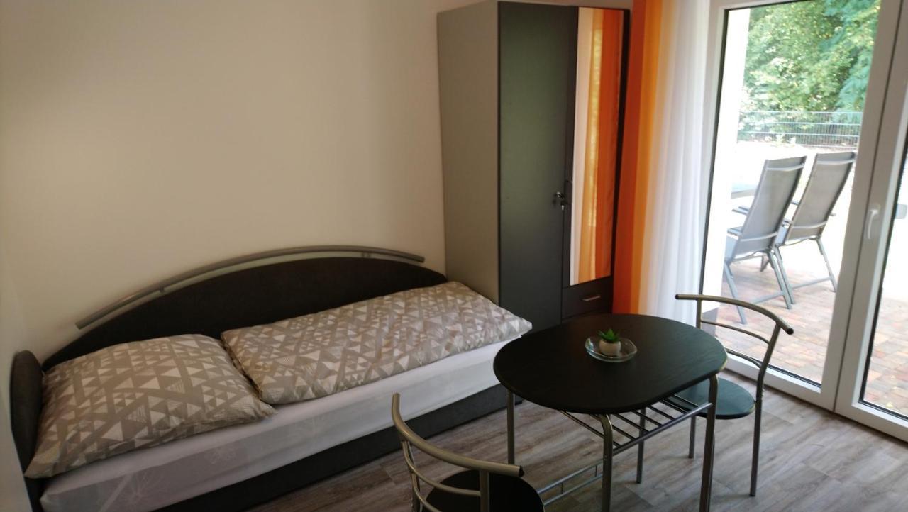 Haus Waldidyll Apartment Lauta ภายนอก รูปภาพ