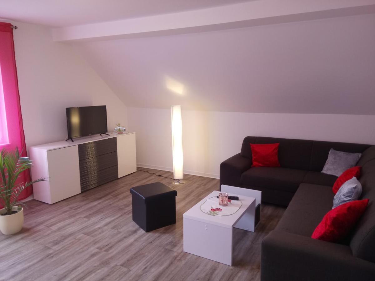 Haus Waldidyll Apartment Lauta ภายนอก รูปภาพ