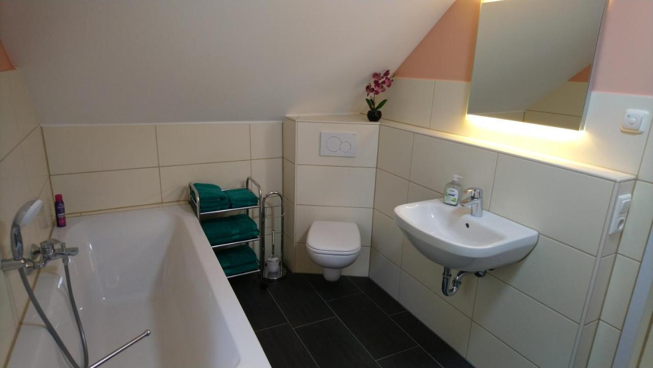 Haus Waldidyll Apartment Lauta ภายนอก รูปภาพ